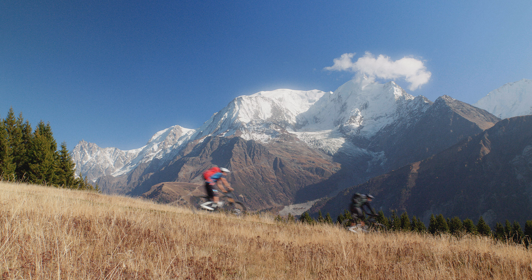 Raid e-bike - Chamonix à Annecy Raid e-bike - Chamonix à Annecy